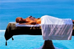 Blue Palace Spa & Resort - a massage treatment by the sea