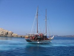 Boat trip in Santorini, Greece
